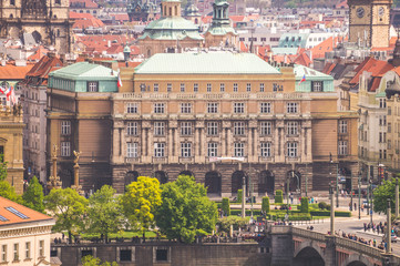 Fototapeta na wymiar Старинная живописная Прага. Достопримечательности старой Европы