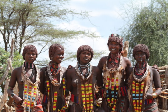 Hamar Frauen aus dem Omo Valley in Äthiopien 