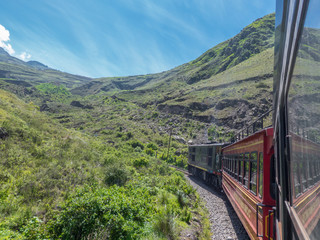 Zugfahrt von Alausí nach Nariz del Diablo (Teufelsnase, devil‘s nose) Ecuador Chimborazo
