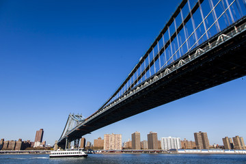 Naklejka premium Williamsburg Bridge i Manhattan Skyline