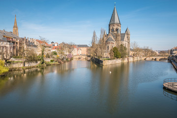 Fototapeta premium Temple Neuf de Metz