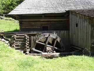 Kvačanský mill © tonysk