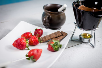 Fresh Strawberry with chocolate fondue