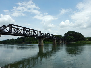Fototapeta na wymiar Die Brücke am Kwai