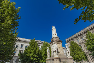 Monument of Leonardo da Vinci in Milan