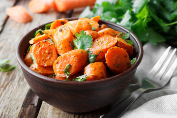 Caramelized carrots with cilantro