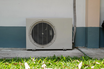 Air conditioner condenser unit 