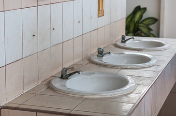 grunge sink