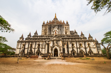 Fototapeta na wymiar Bagan ancient temple