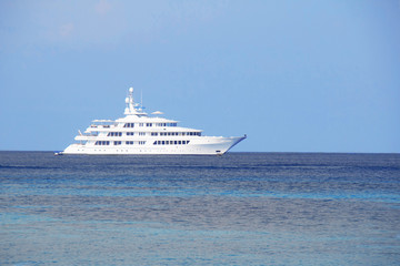 Fototapeta na wymiar Luxury cruise ship.