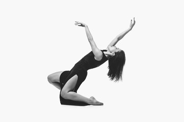 Fototapeta premium Beautiful modern dancer girl