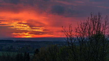Fototapeta na wymiar Beautiful red sunset 