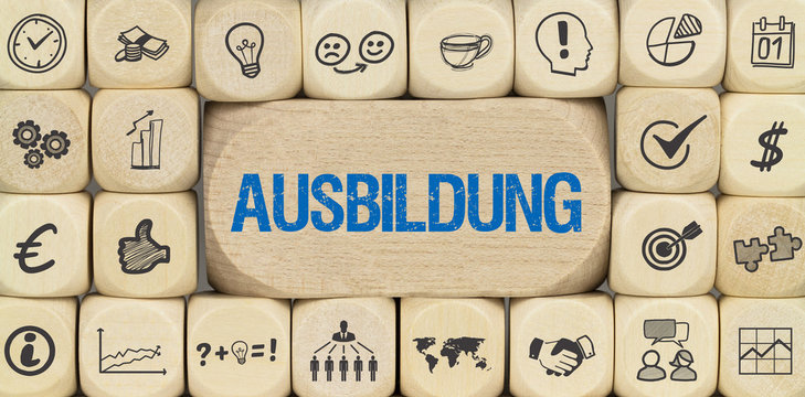 Ausbildung / W&uuml;rfel mit Symbole