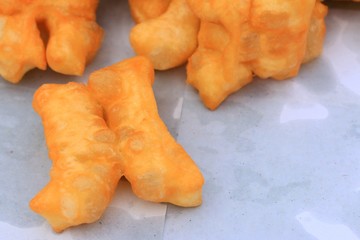 Deep-fried dough stick
