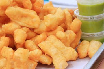 Deep-fried dough stick