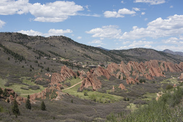 Fototapeta na wymiar View of large dramatic red sandstone formations at Roxborough State Park in Colorado