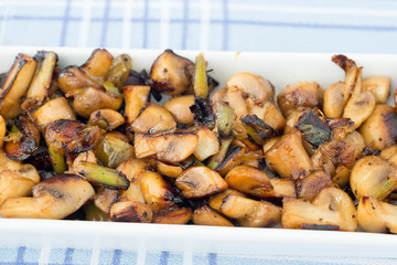Champignon with tender garlic