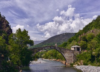 Fototapeta na wymiar Ponte del Diavolo a Lanzo Torinese in piemonte