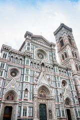 Fototapeta premium Katedra Santa Maria del Fiore i Campanile di Giotto we Florencji