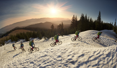 Night climbing bicycle racer