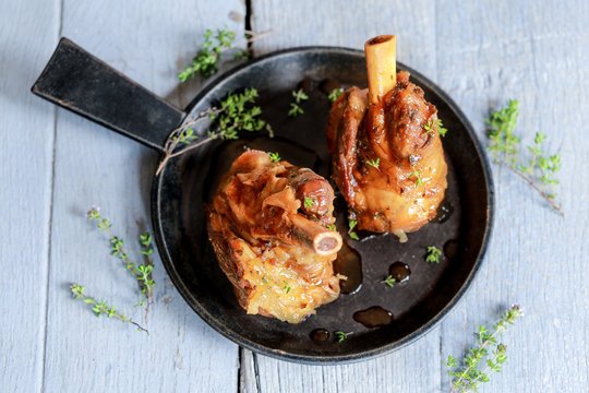 deux Souris d&rsquo;agneau sur po&euml;le 2