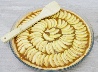tarte aux pommes,faite maison,à la compote,