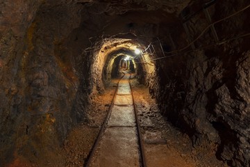 Underground mine passage angle shot