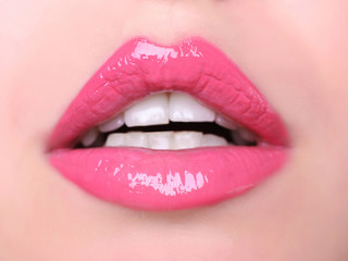 Obraz premium Face of beautiful young woman on color background, closeup