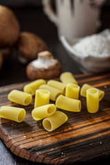 Raw rigatoni pasta