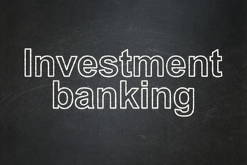 Obraz premium Money concept: Investment Banking on chalkboard background