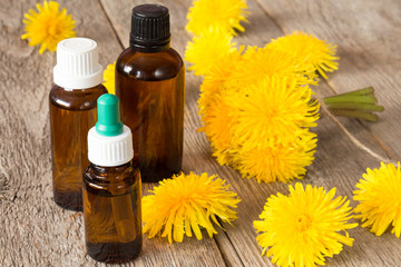 Herbal medicine dropper bottles and sow-thistles
