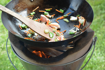 frischer Gemüse wok © aufgetischt