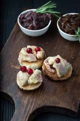 Foie gras on sandwiches and red onion marmalade