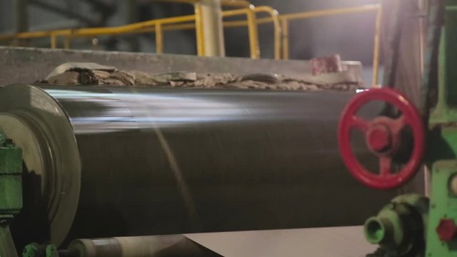 Paper production machine. Processing of secondary resources. Paper recycling. Large enterprise