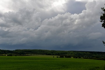 Obraz na płótnie Canvas Paysage ciel d'orage