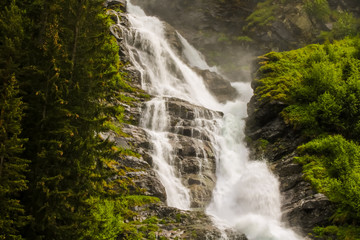 Obraz premium Wasserfall