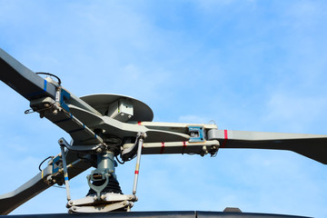 main rotor hub of helicopter