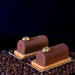 chocolate cake, tiramisu cake