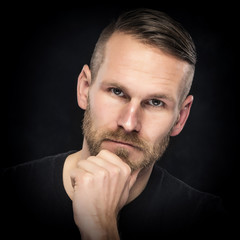 Naklejka premium Portrait of an handsome man.