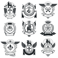 Obraz premium Wzory heraldyczne, herby vintage wektor. Kolekcja herbów, wektor zestaw.
