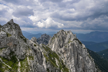 Blick vom Mangart-Sattel nach Österreich