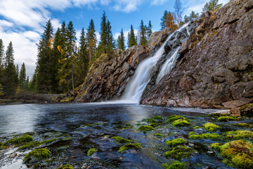 Fototapeta na wymiar Beautiful landscape with waterfall in Finland, Hepoköngäs