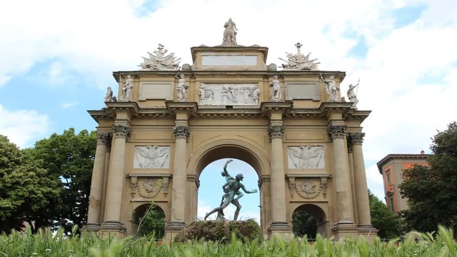 arco di trionfo a firenze timelapse 4k