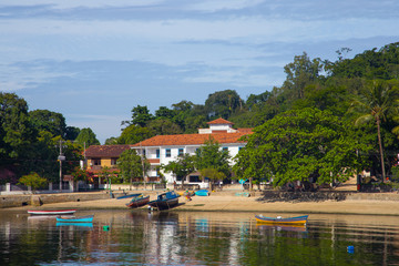 Fototapeta na wymiar Paqueta island view from the sea, Brazil