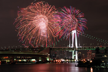 東京湾大華火大会