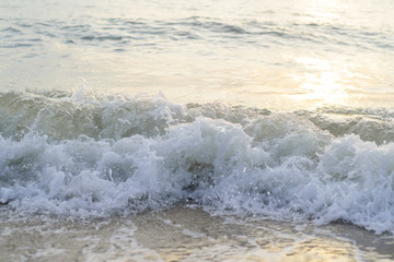 Wave and wave bubber