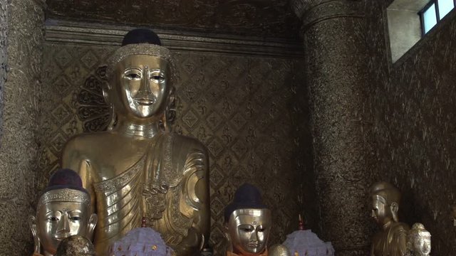 Shwedagon Pagoda, Buddha statues