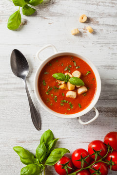 Traditional tomato soup, served with croutons.