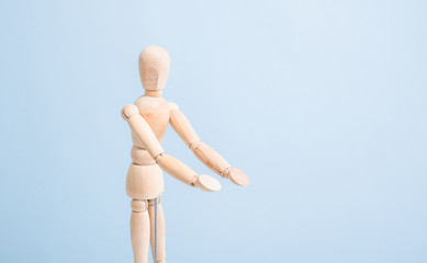 ガイドする人形