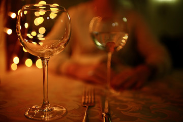 dinner with wine table decoration